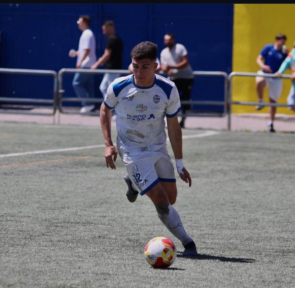 Entrenamiento de verano para futbolistas en Huelva y Punta Umbría paco benitez alandalus huelva